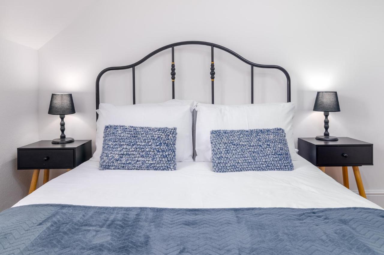 Appartamento Whitby Heights Esterno foto